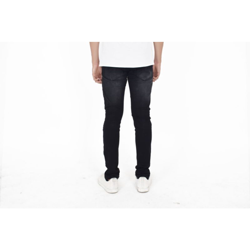 Weird Jeans - Black Series Vintage Black - Celana Jeans - Image 5