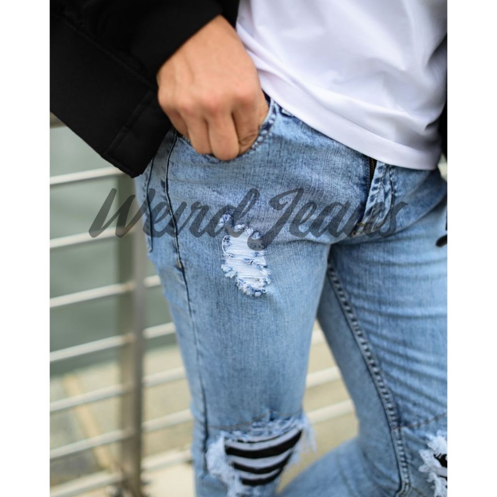 Weird Jeans - Broken Blue - Image 4