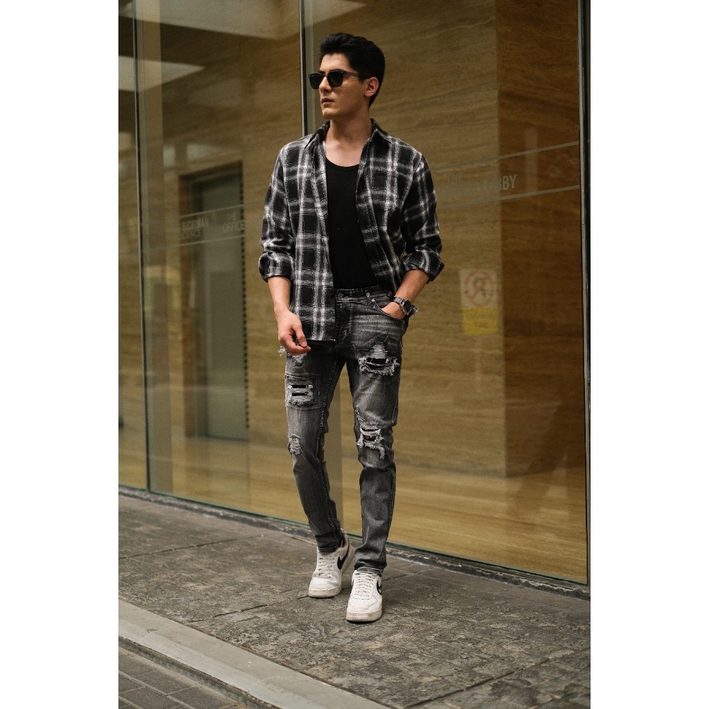 Weird Jeans - Grey Art - Image 2
