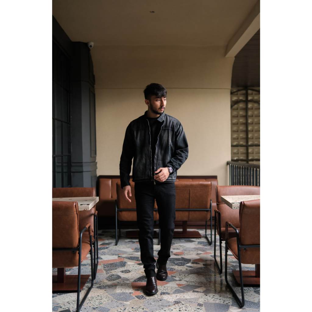 Weird Jeans - Straight Fit Hitam Polos - Celana Jeans Panjang Pria Straight Fit Strech Warna Hitam Nyaman - Image 2