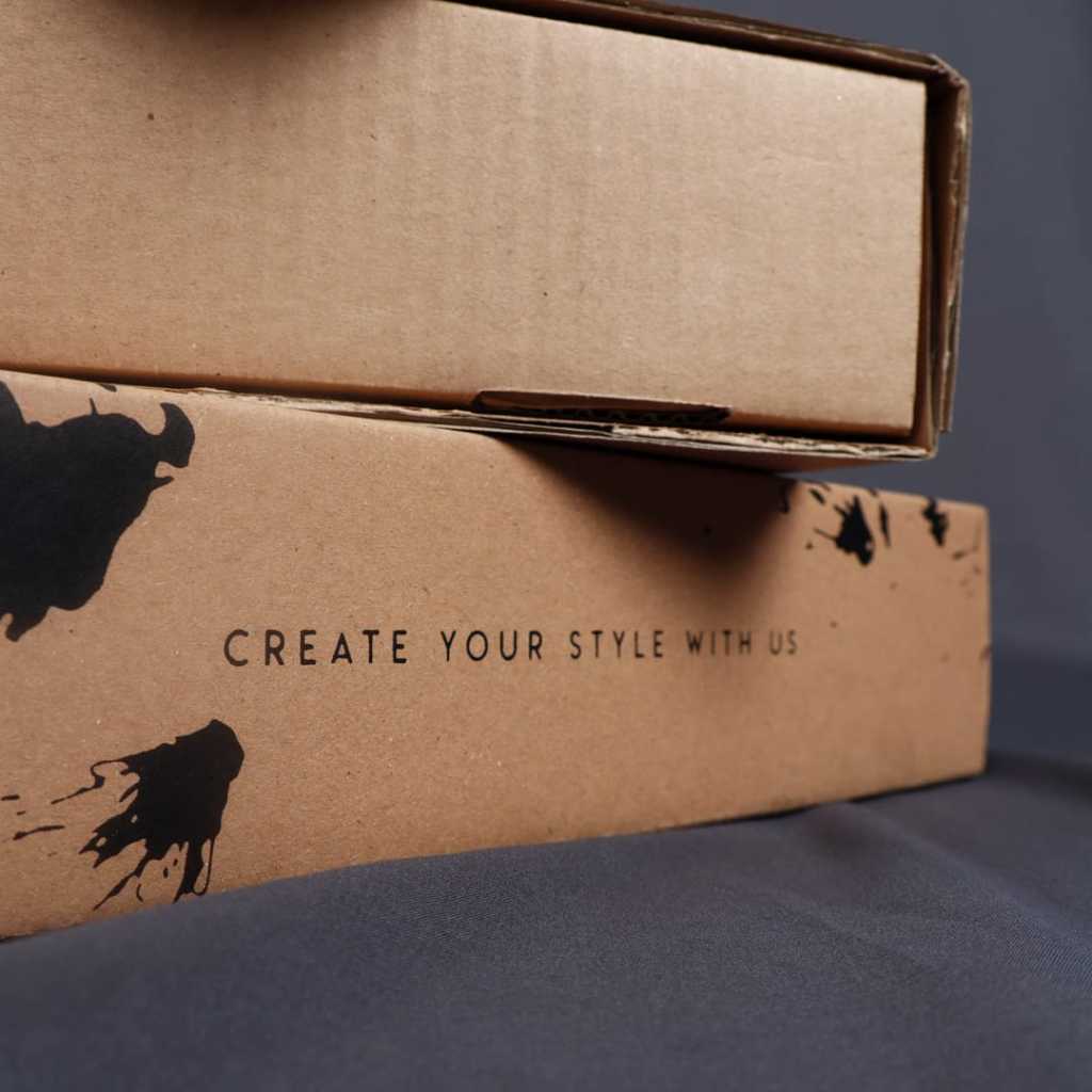Weird Jeans - Box Packaging Dengan Bubble Warp - Image 4