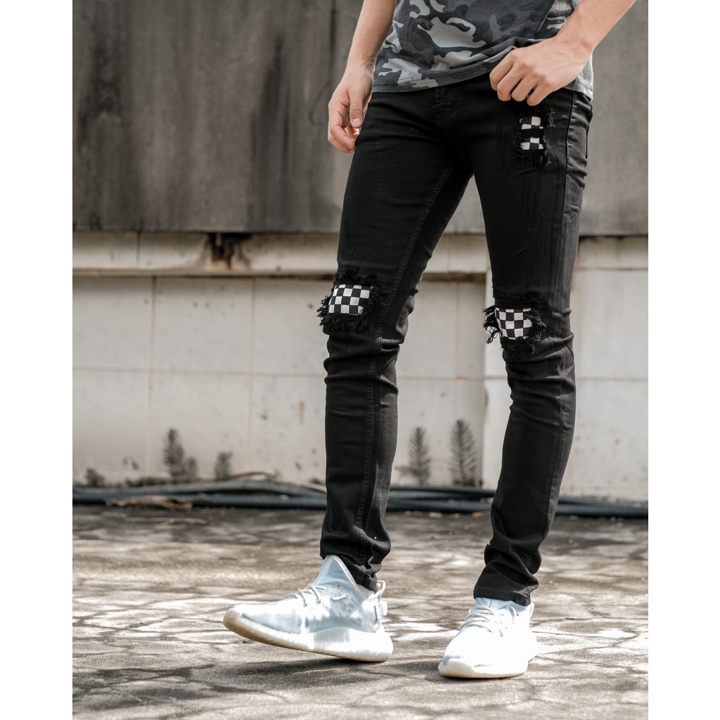 Weird Jeans - Destroyed Denim Jet Black - Celana Jeans Pria Skinny Slimfit