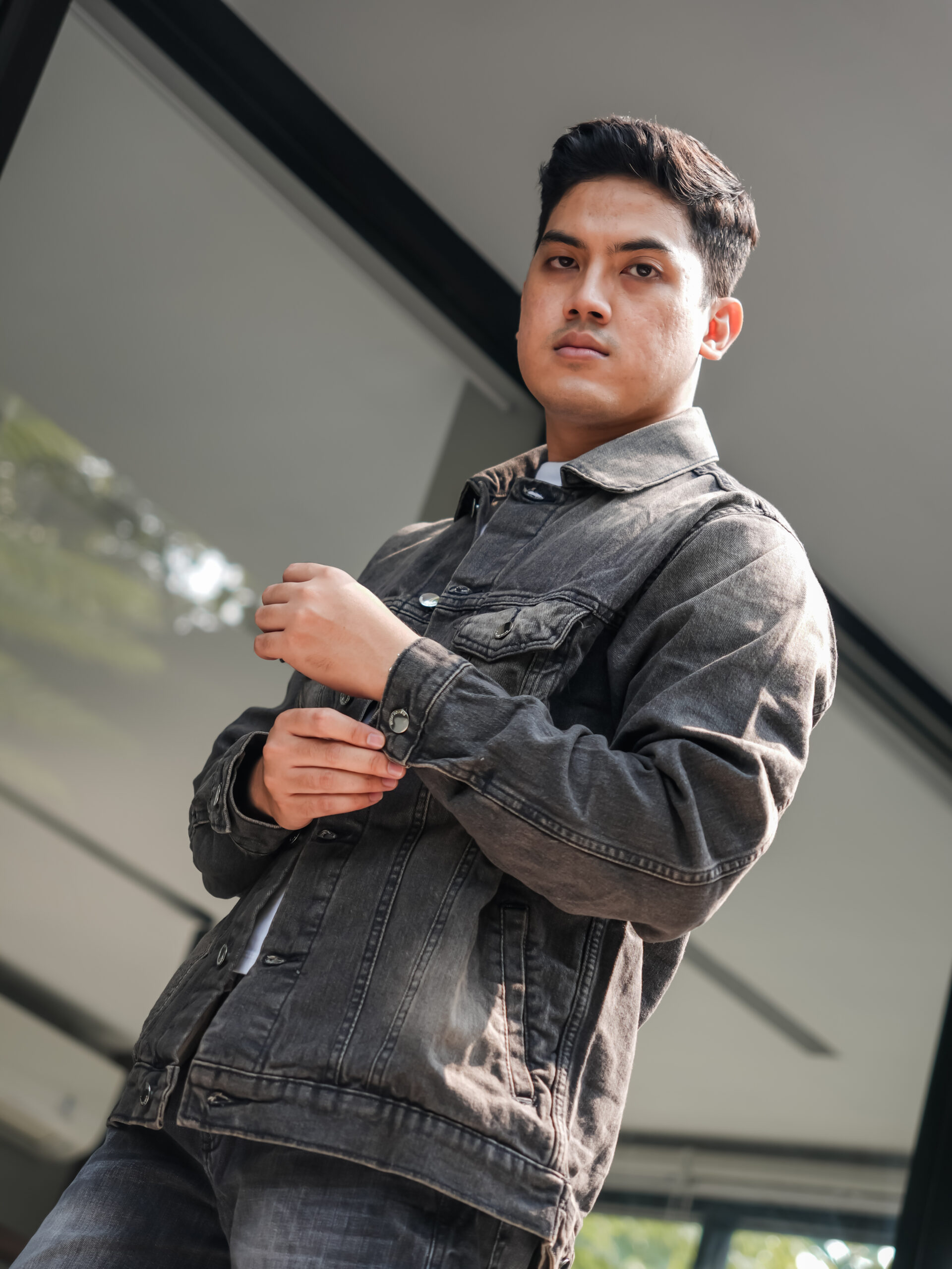 Weird Jeans - Harper Grey - Jacket Trucker Pria Slim Fit Warna Grey - Image 3
